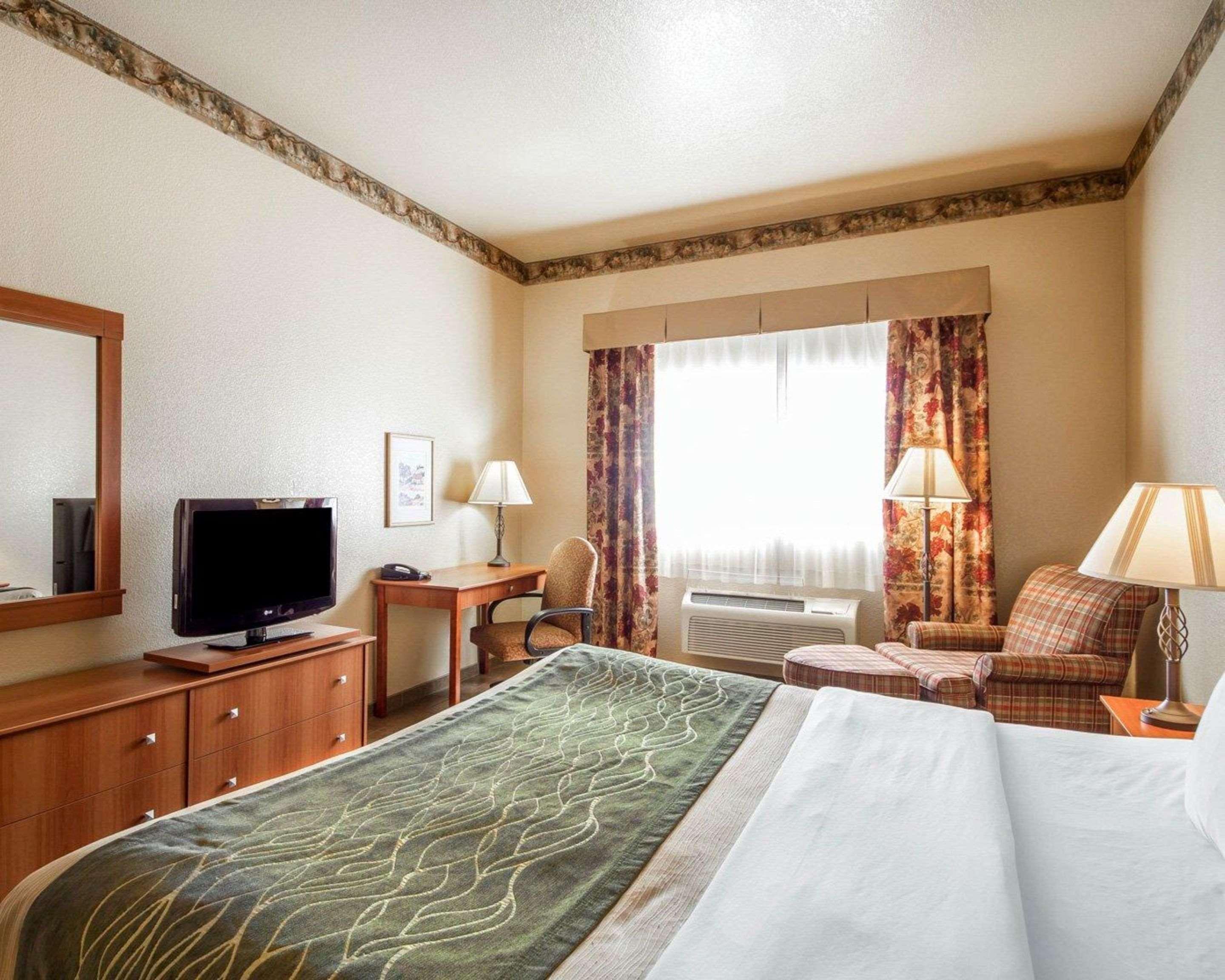 Comfort Inn & Suites Ukiah Mendocino County Экстерьер фото