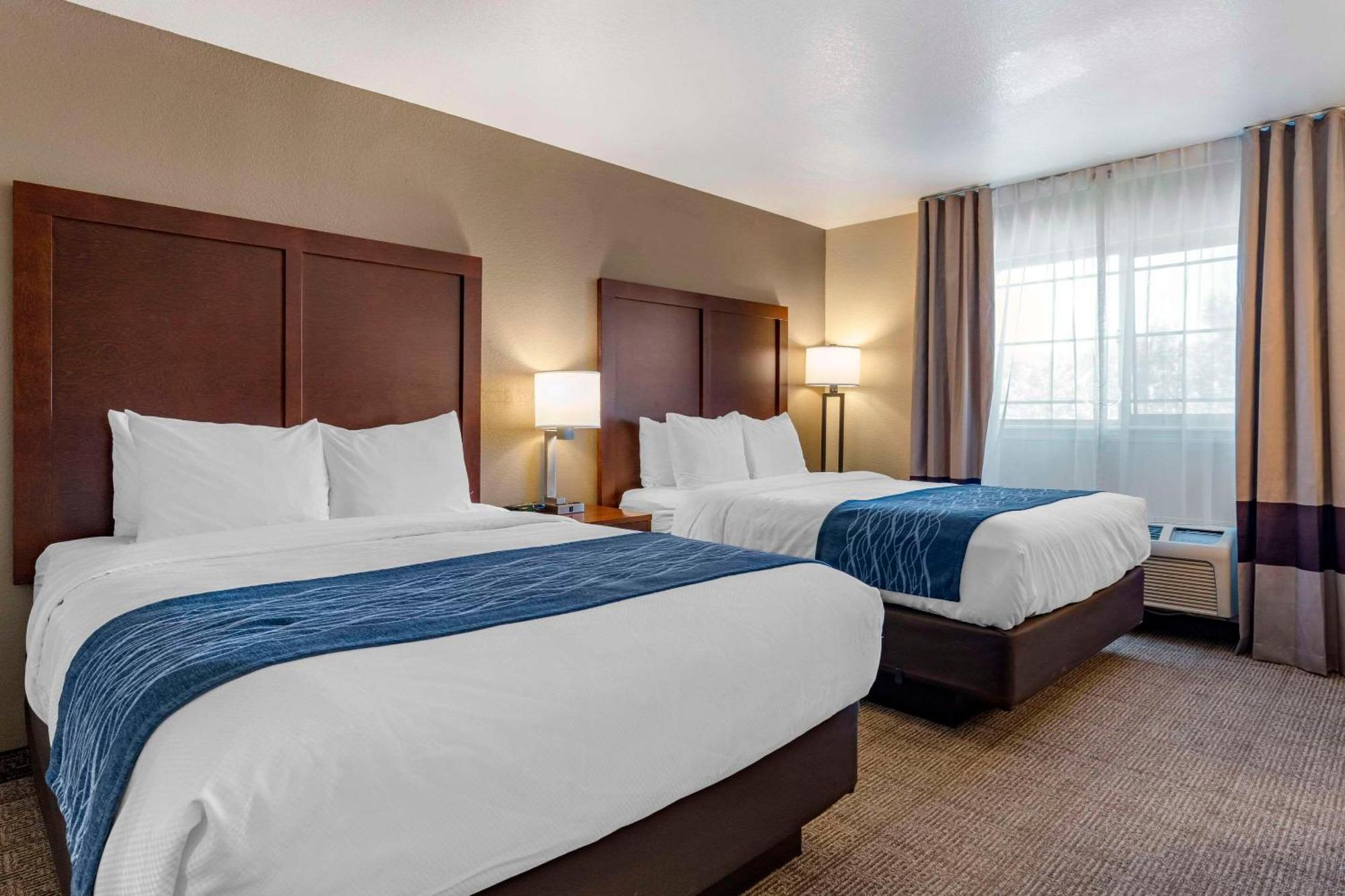 Comfort Inn & Suites Ukiah Mendocino County Экстерьер фото