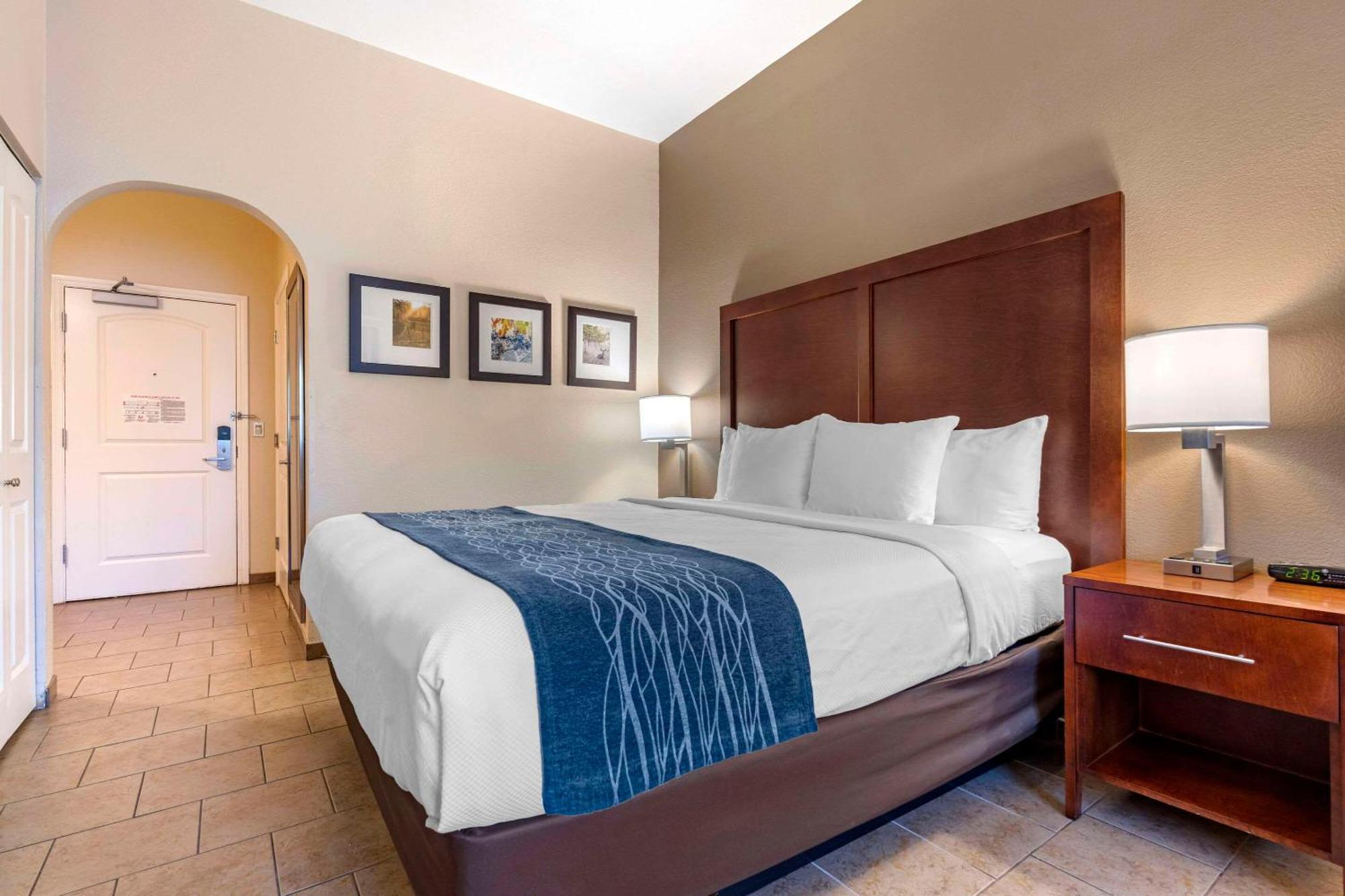 Comfort Inn & Suites Ukiah Mendocino County Экстерьер фото
